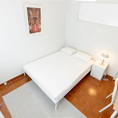 5 Bedroom Flat In Serra Do Pilar דירה וילה נובה דה גאיה
