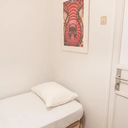 5 Bedroom Flat In Serra Do Pilar דירה וילה נובה דה גאיה